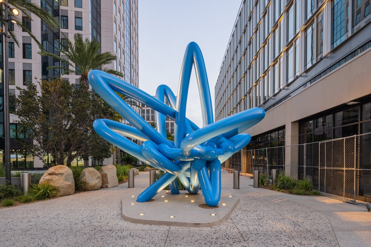 Ken Kelleher’s Hand Drawn Sculpture Anchors IQHQ’s RaDD on the San Diego Waterfront